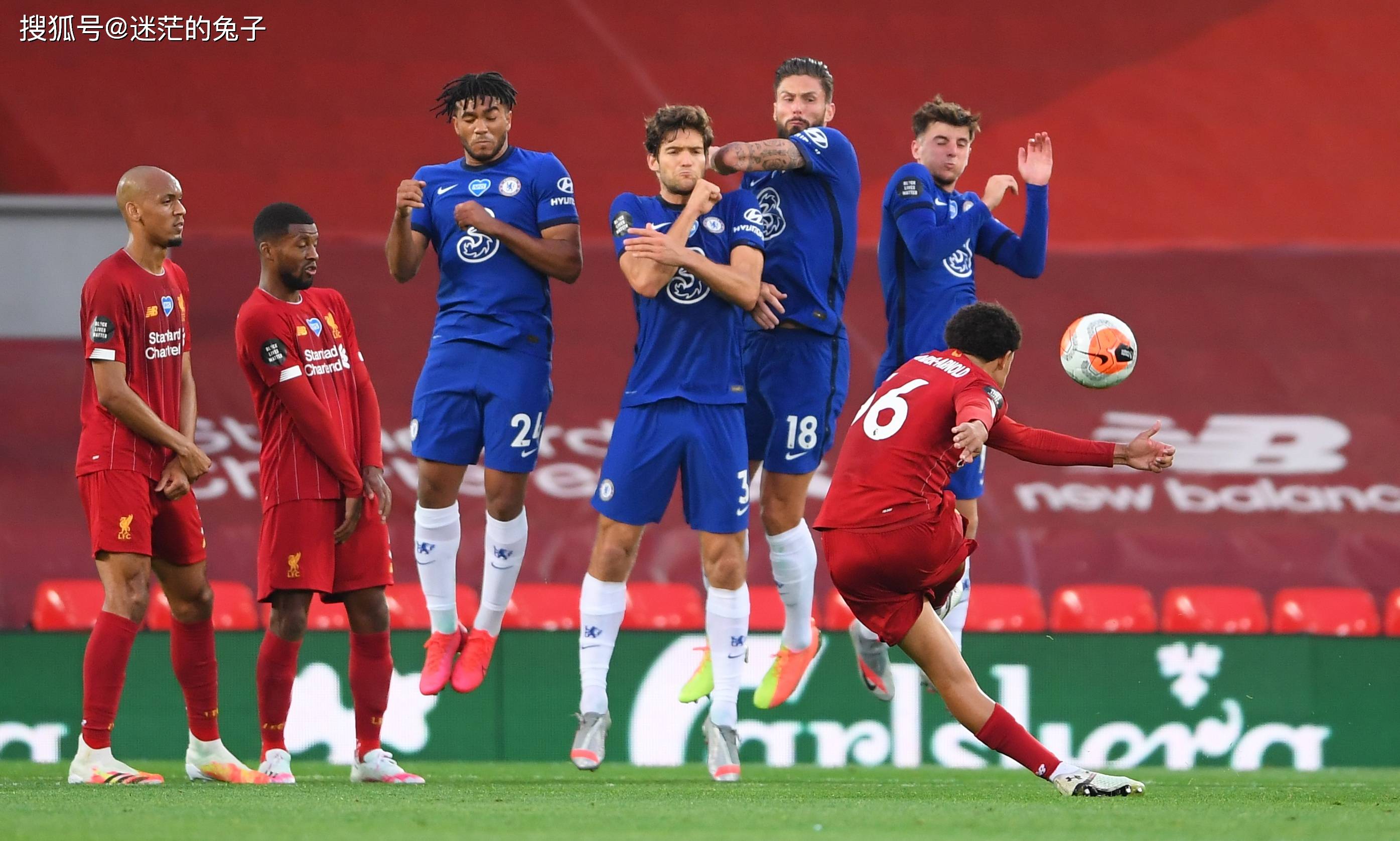 AYX-SPORTS冲刺阶段英超焦点战，AC米兰篮板制胜，气氛紧张，身体对抗强度拉满的简单介绍